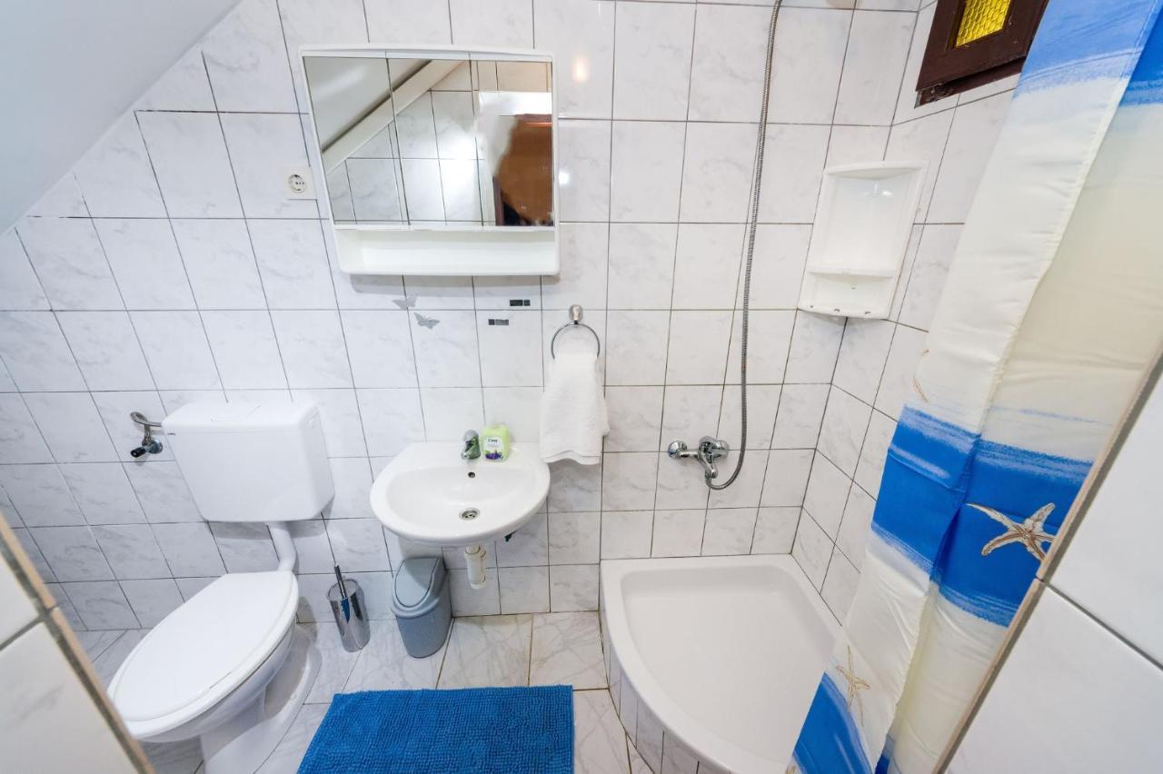 Apartments With A Parking Space Nin, Zadar - 10414 Екстериор снимка
